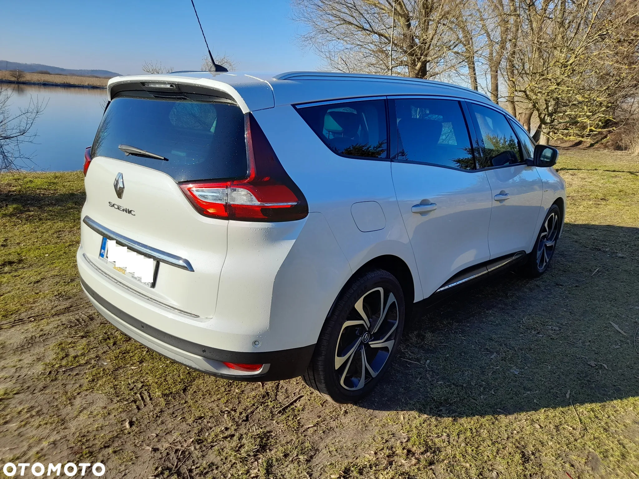 Renault Grand Scenic Gr 1.6 dCi Bose - 6