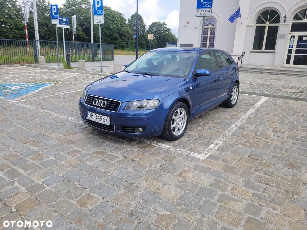 Audi A3 3-drzwiowe 1.6 Ambiente - 2