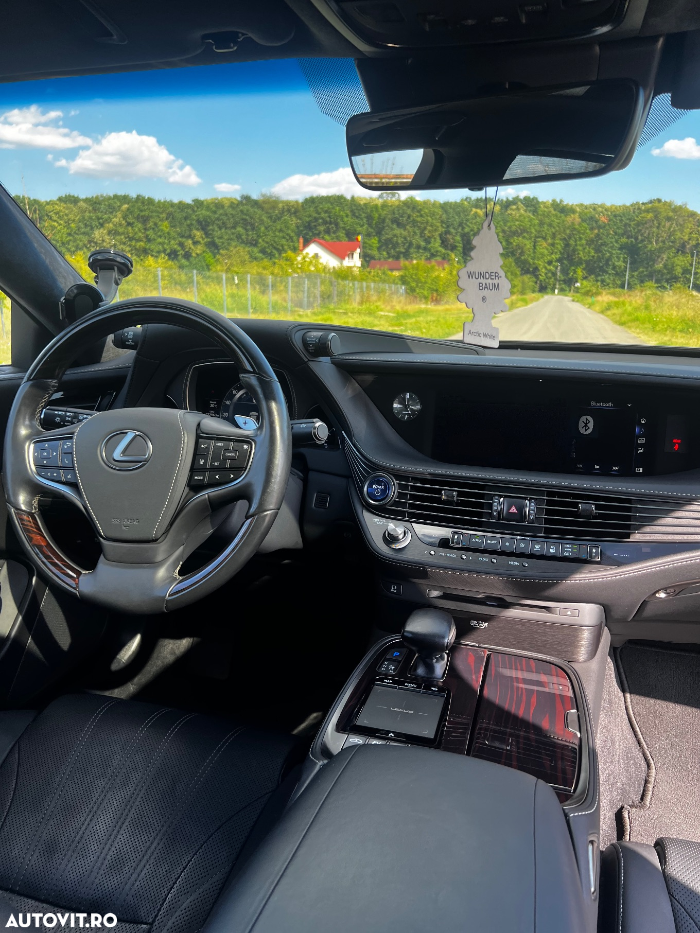 Lexus Seria LS - 15