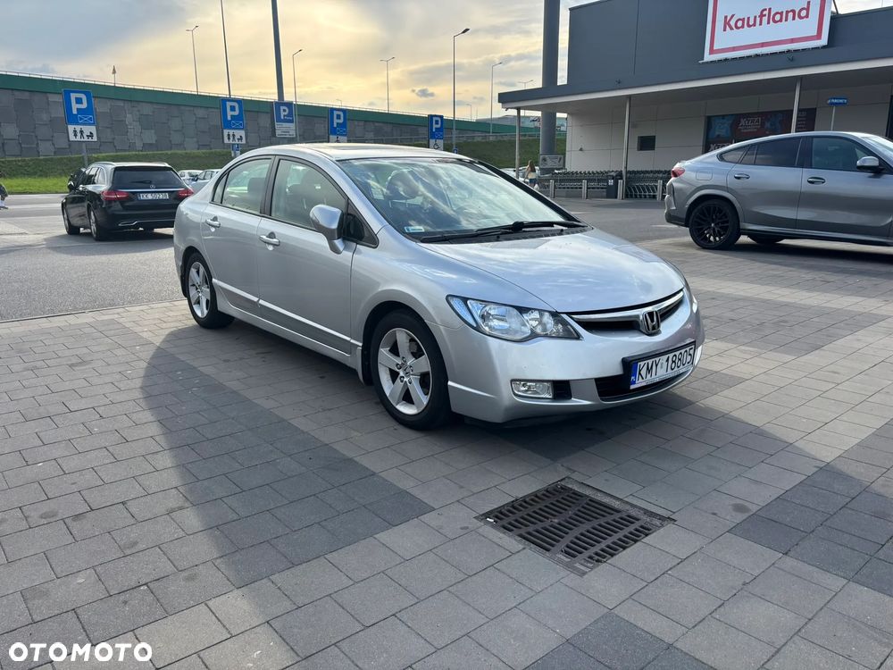 Honda Civic 1.8 Executive - 5