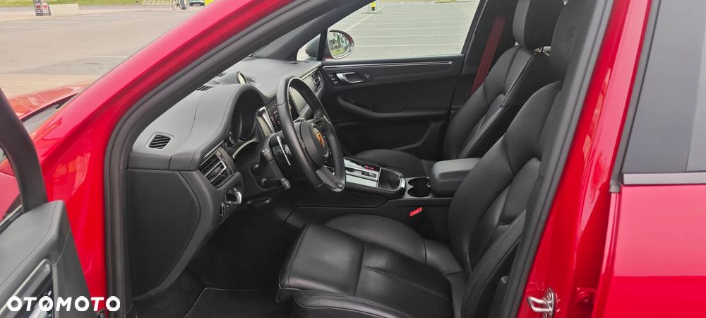 Porsche Macan T - 15