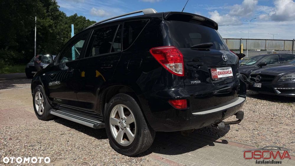 Toyota RAV4 - 11