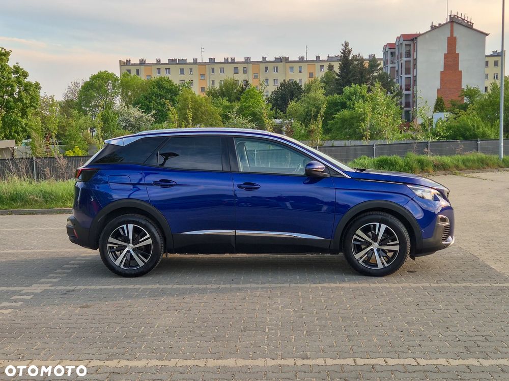 Peugeot 3008 PureTech 130 Stop & Start GPF EAT8 Allure - 4