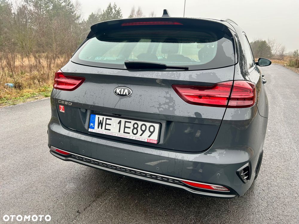 Kia Ceed 1.6 CRDi SCR L - 10