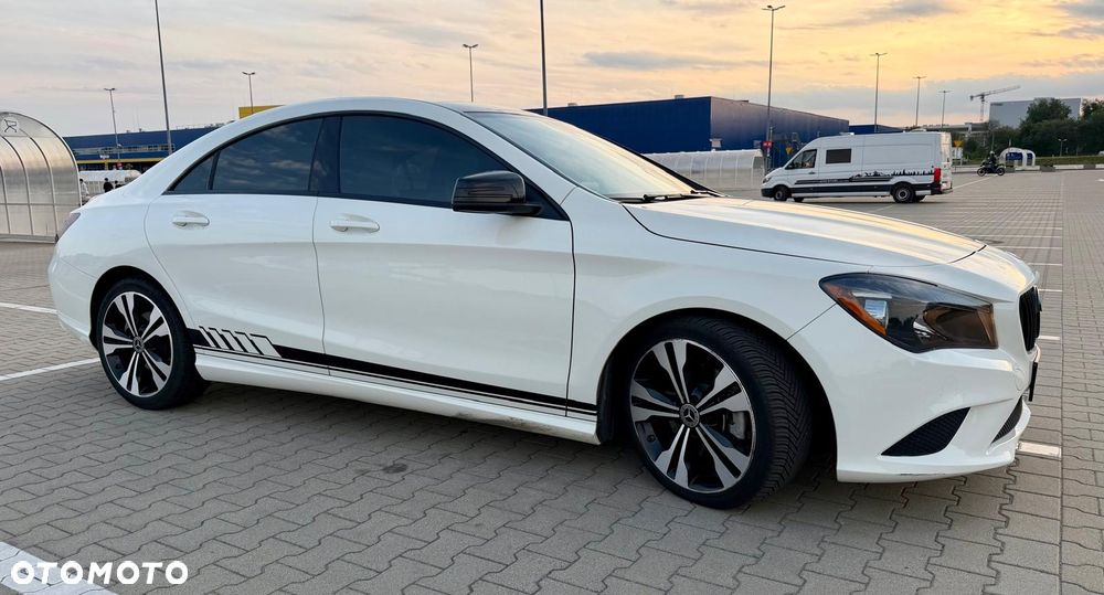 Mercedes-Benz CLA 250 7G-DCT StreetStyle - 3