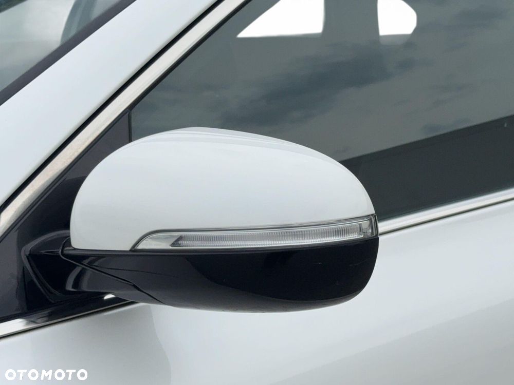 Kia Sorento - 9