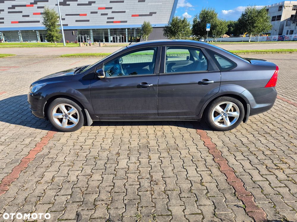 Ford Focus 1.6 Trend - 11