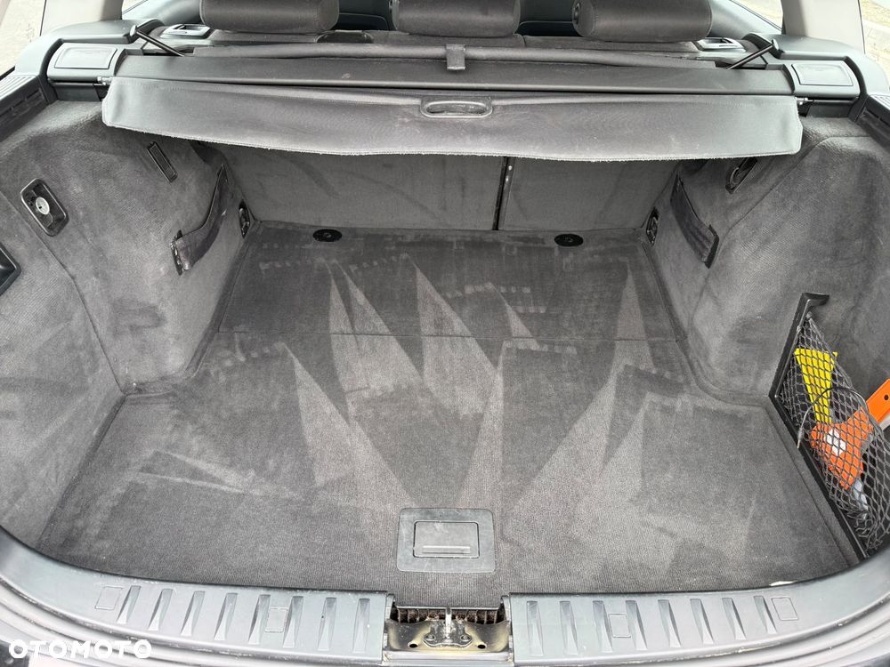 BMW Seria 3 318i - 15
