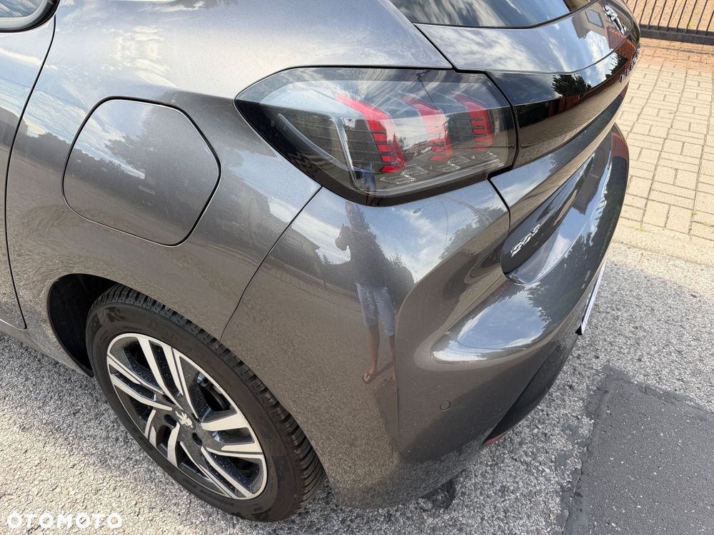 Peugeot 208 - 7