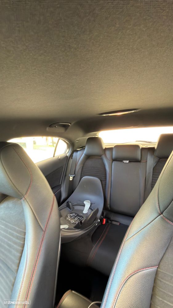 Mercedes-Benz A 180 d 7G-DCT AMG Line - 11