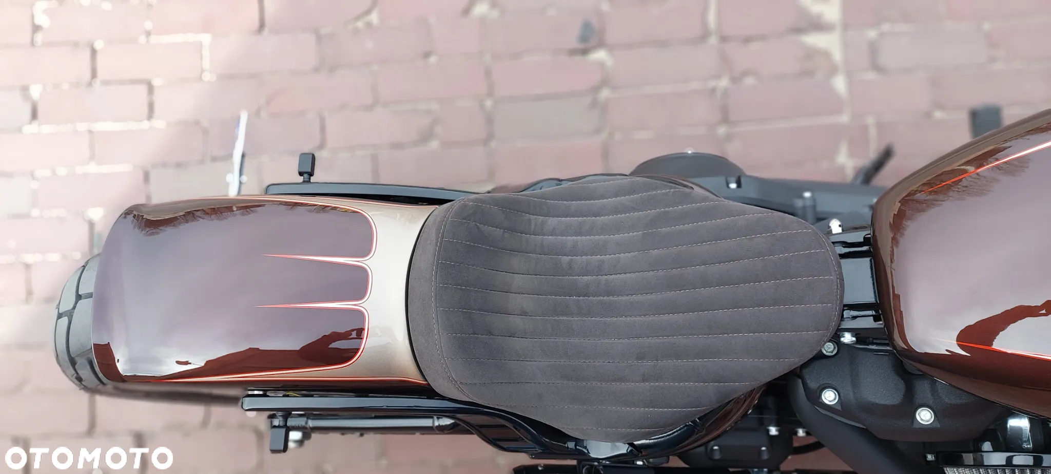 Harley-Davidson Softail Street Bob - 15