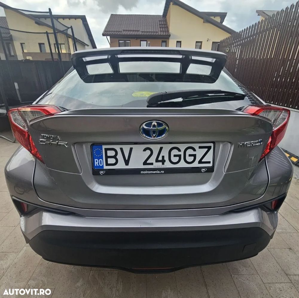 Toyota C-HR - 8