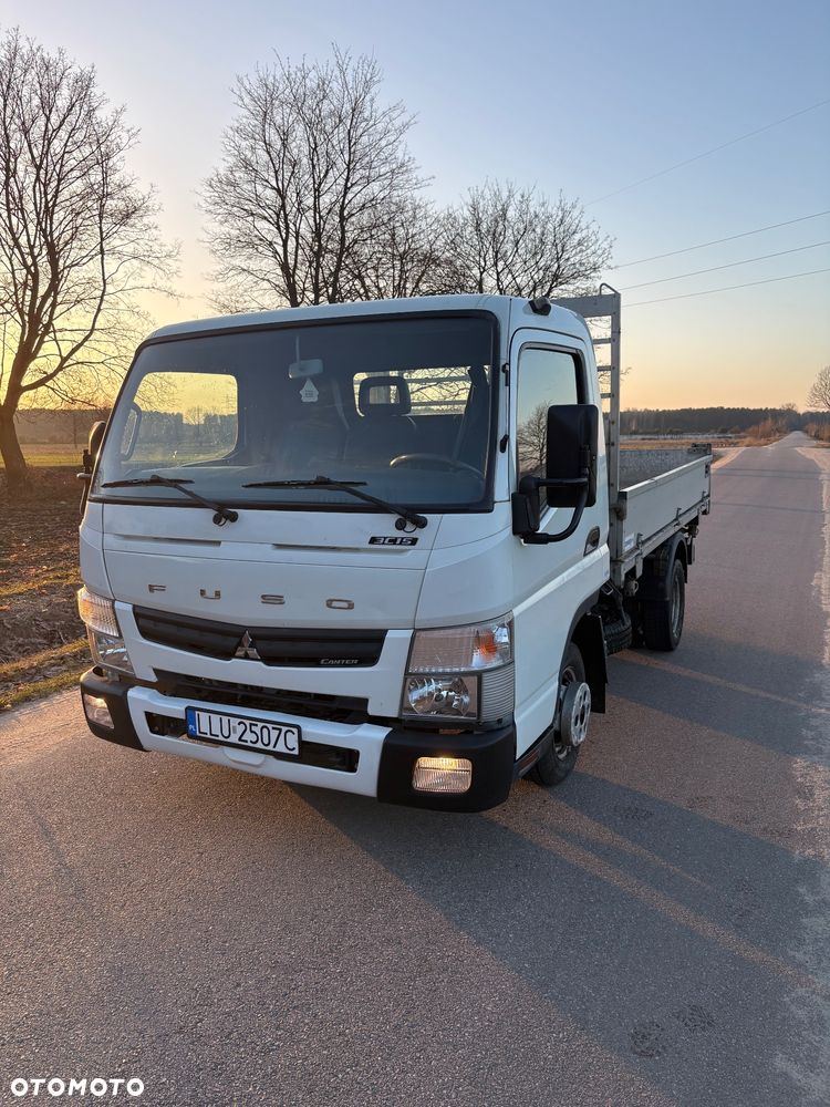 Mitsubishi Fuso Canter - 1