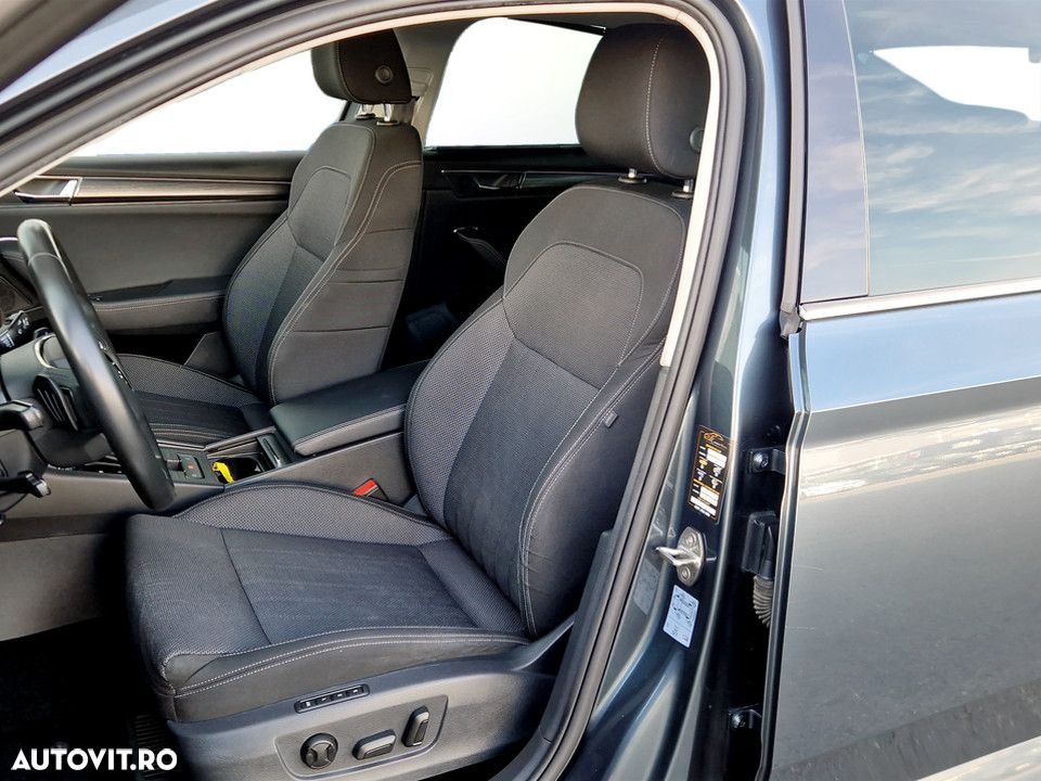 Skoda Superb 2.0 TDI DSG Style - 10