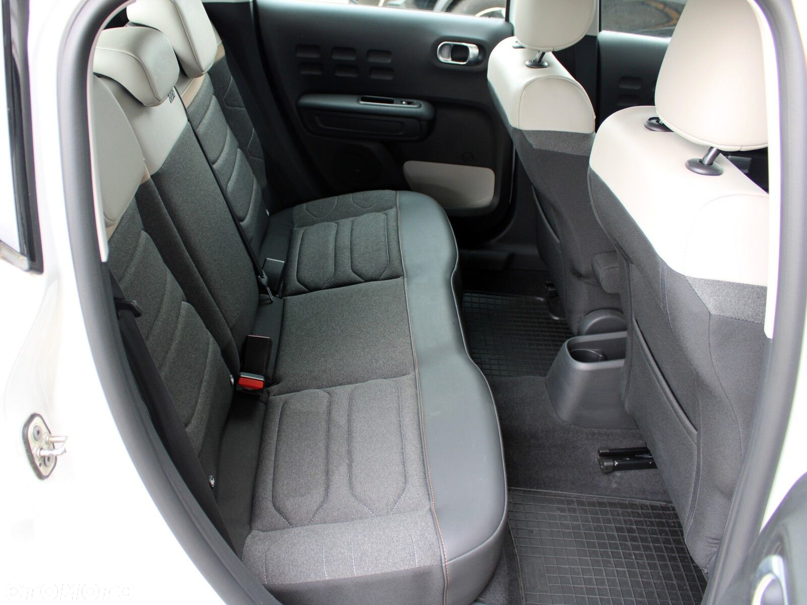 Citroën C3 1.2 PureTech Shine - 14