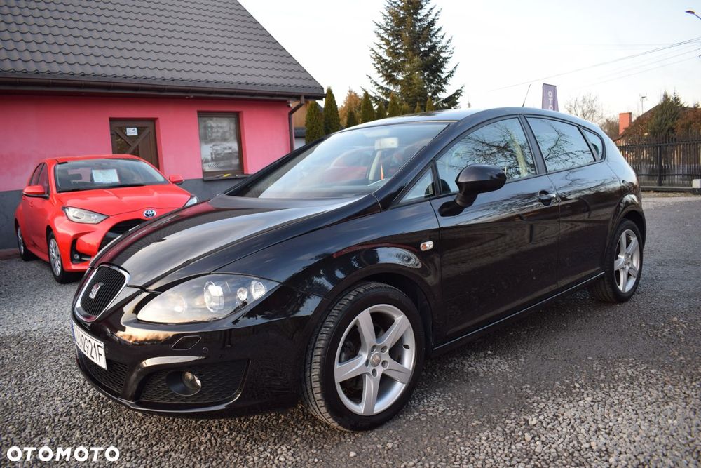 Seat Leon 2010 photo 2