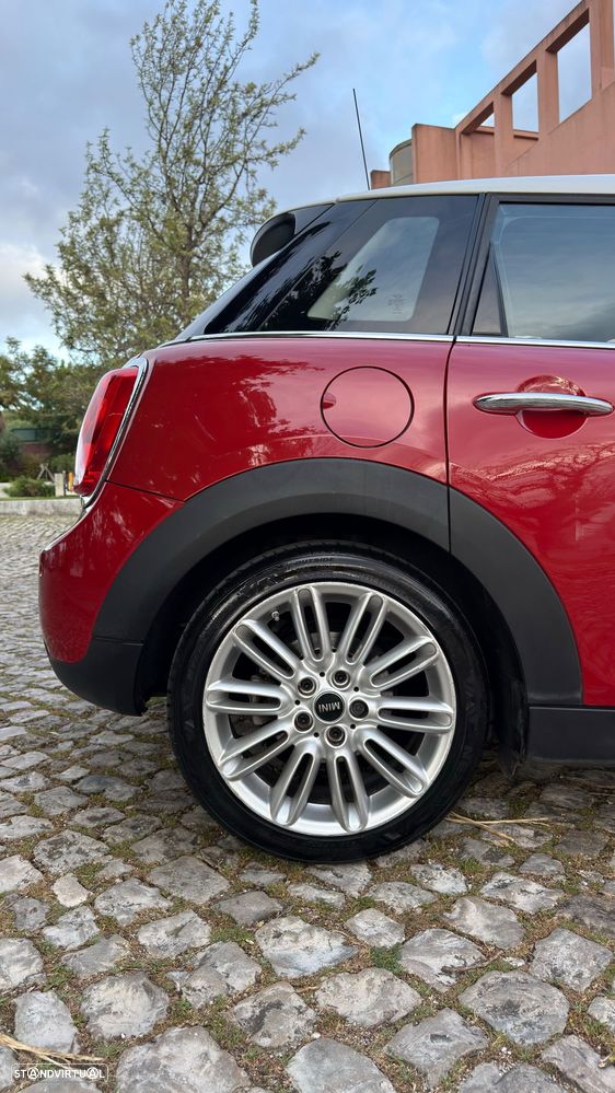 MINI 5 Portas Cooper D Auto - 7