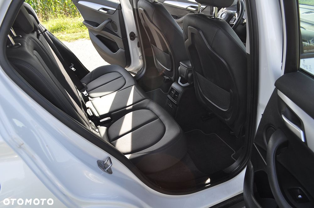 BMW X2 sDrive16d - 17