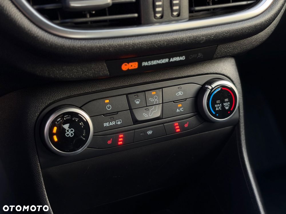 Ford Fiesta - 23