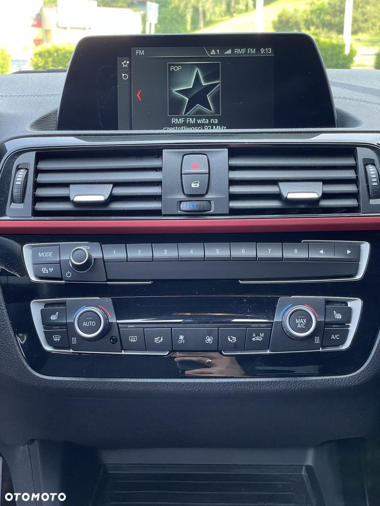 BMW Seria 1 118i Sport Line Shadow - 11