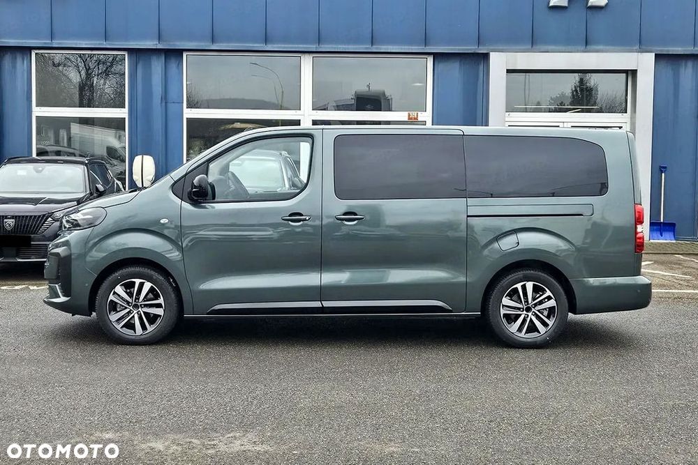 Peugeot Traveller - 6