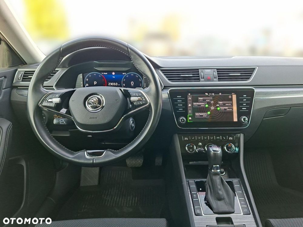 Skoda Superb 2.0 TDI SCR 4x4 Style DSG - 14