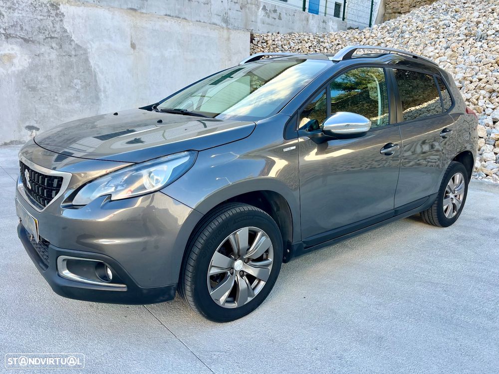 Peugeot 2008 1.2 PureTech Style - 1