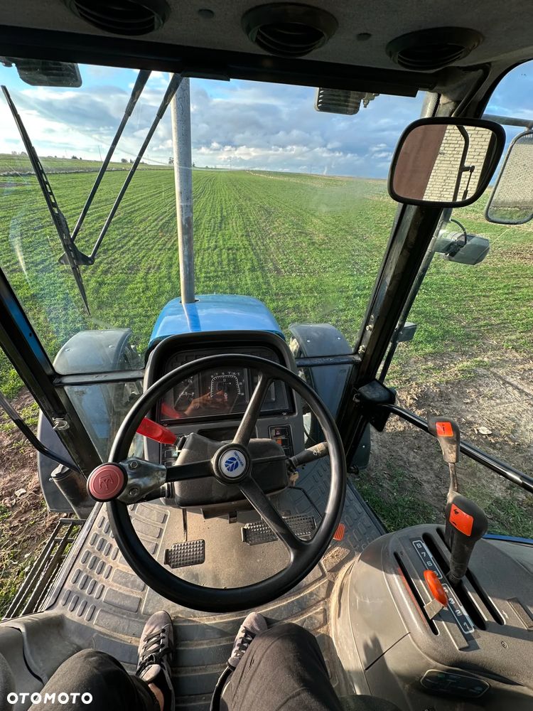 New Holland TS110 - 5