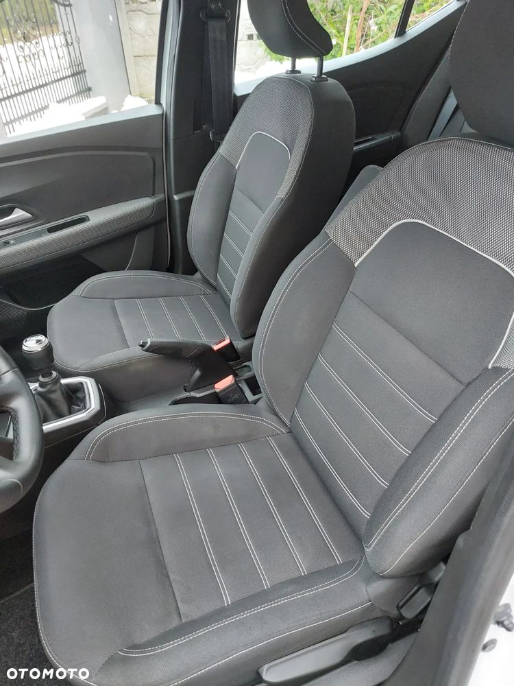 Dacia Sandero - 13