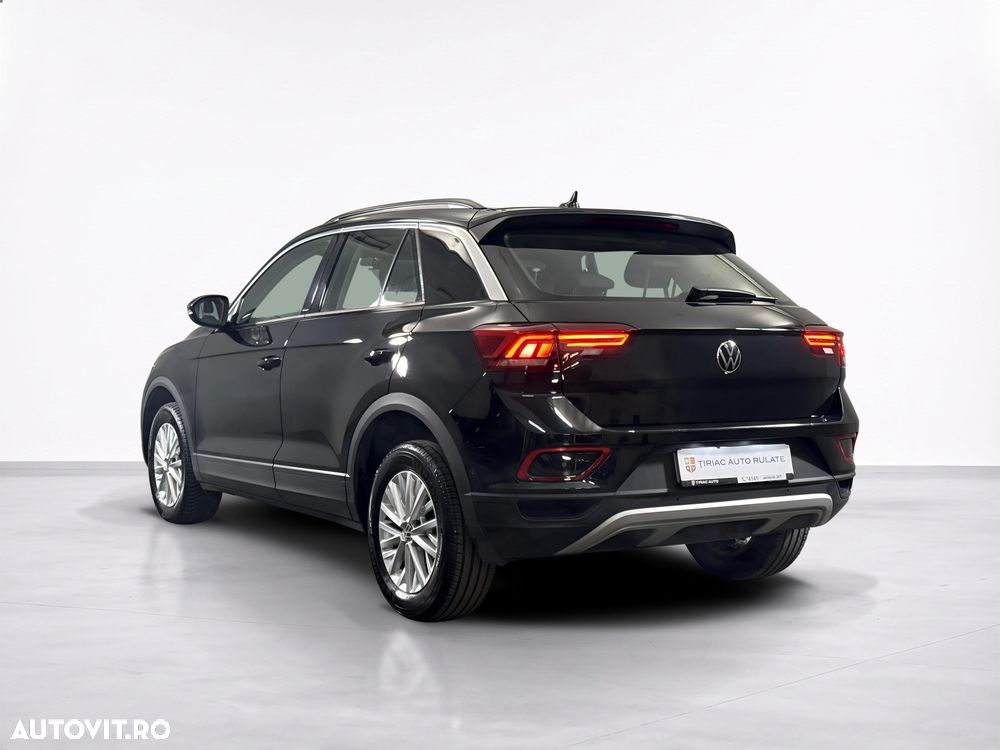 Volkswagen T-Roc - 4