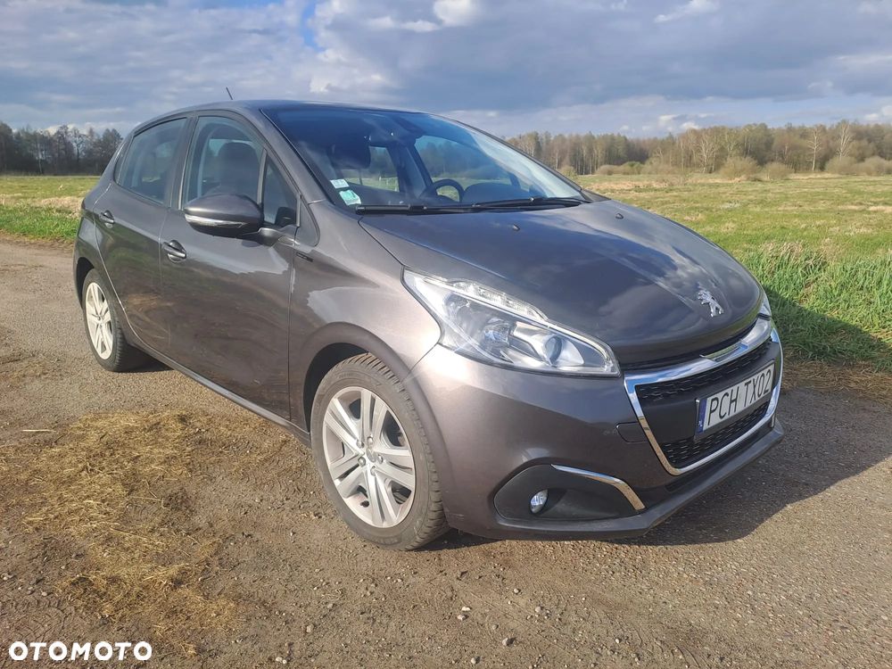 Peugeot 208 - 3