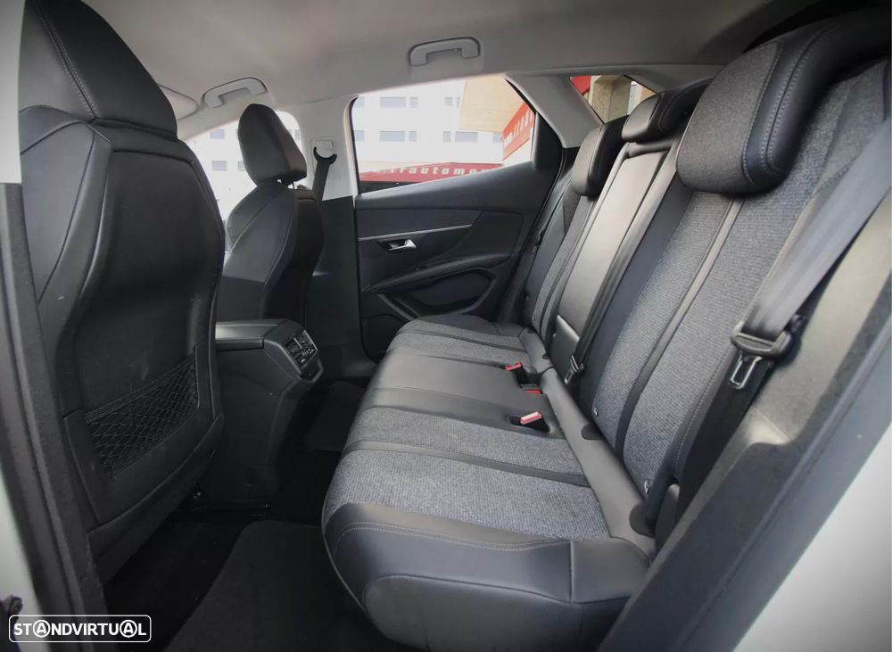 Peugeot 3008 - 12