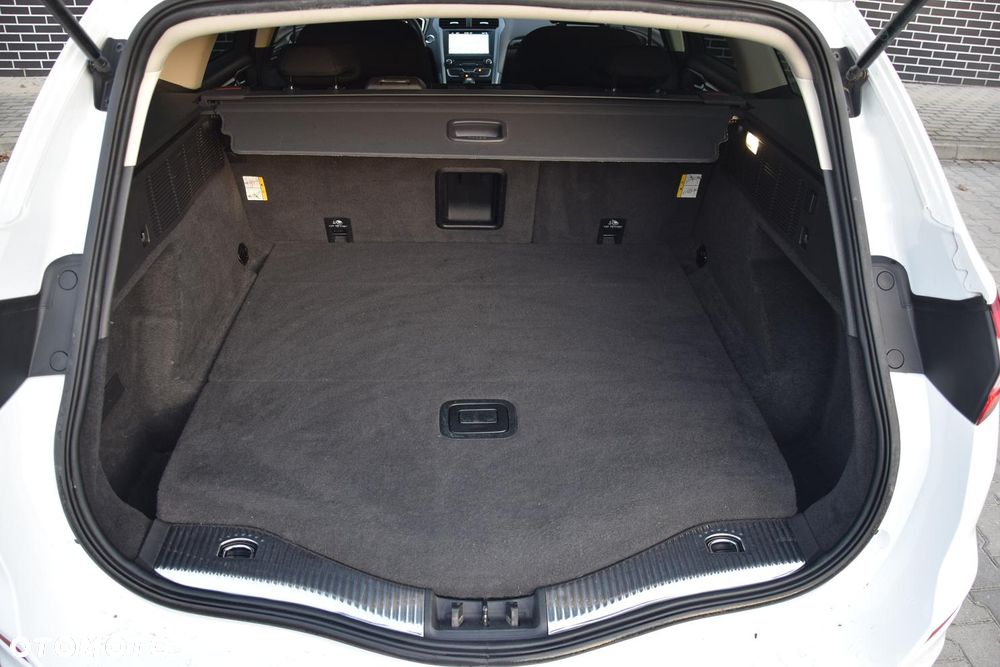 Ford Mondeo 2.0 EcoBlue ST-Line - 19