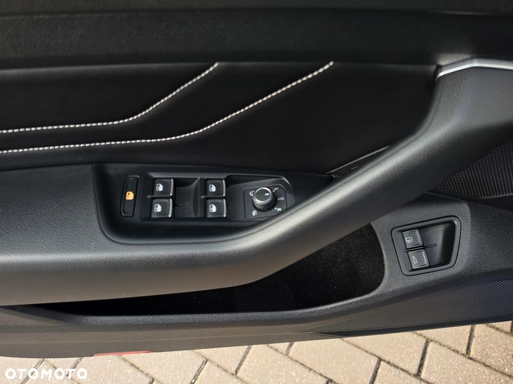 Volkswagen Arteon 1.4 TSI Plug-In Hybrid R-Line DSG - 17