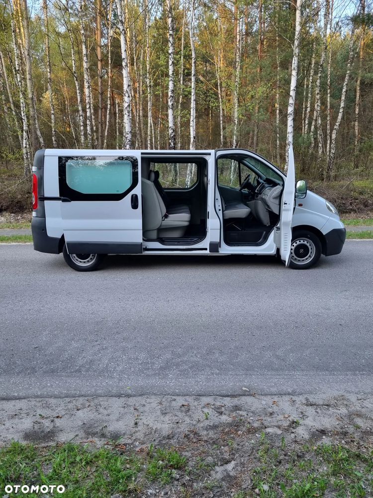 Opel Vivaro - 12