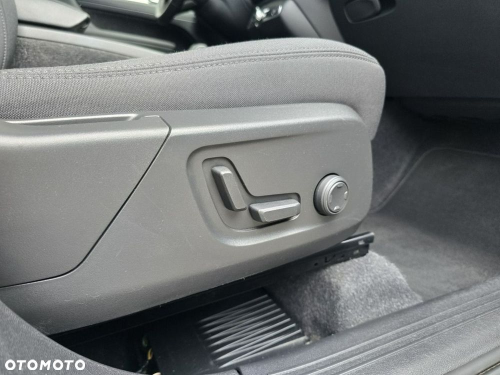 Volvo XC 40 - 17