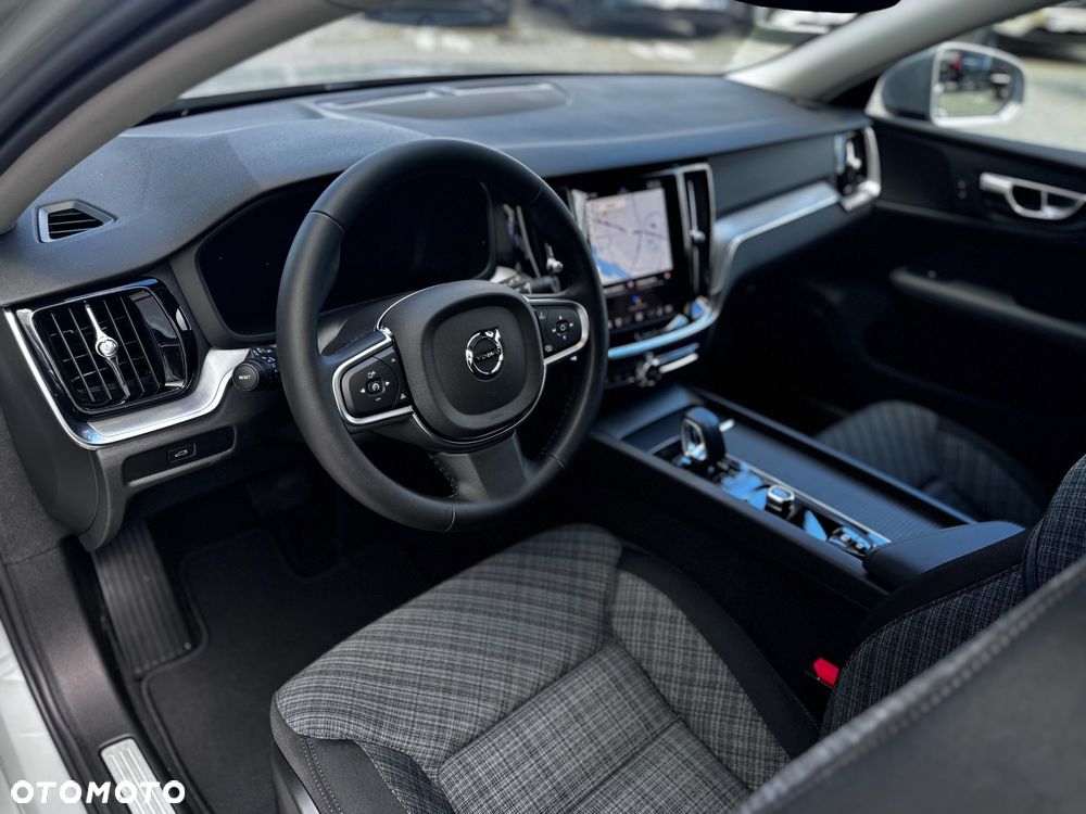 Volvo V60 B4 D Core - 6