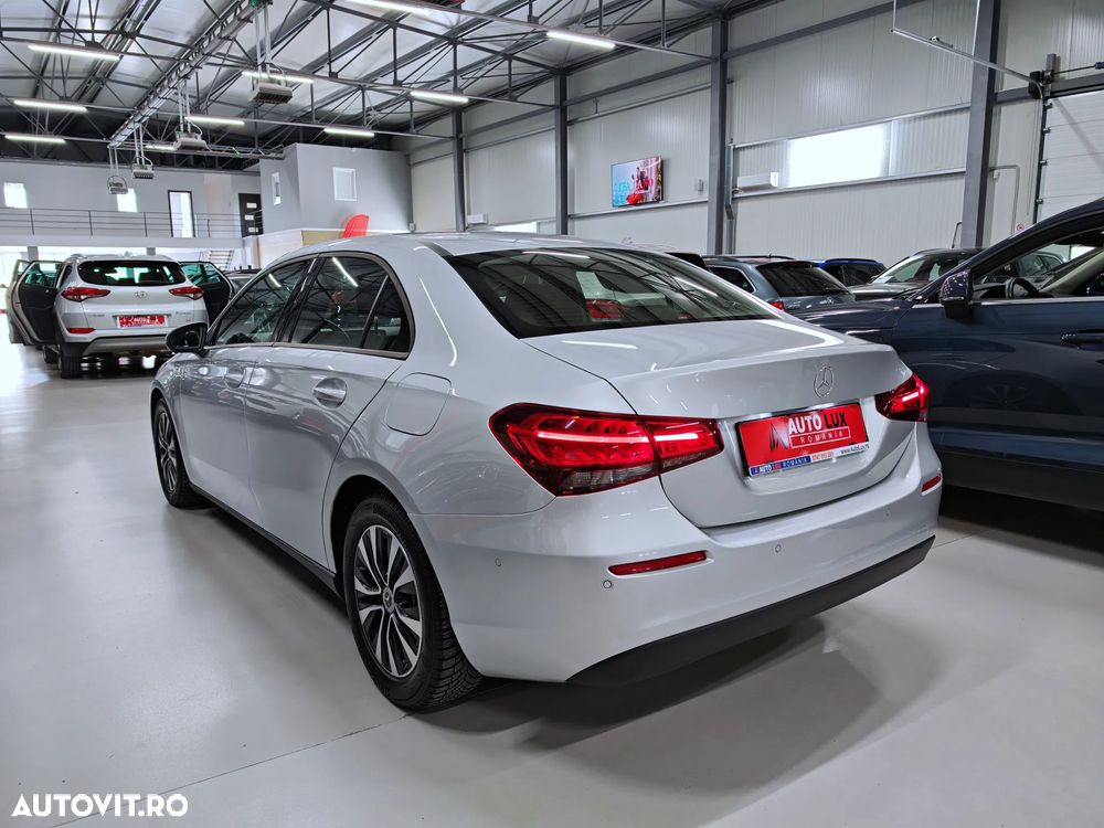 Mercedes-Benz A 180 d Sedan 7G-DCT - 6