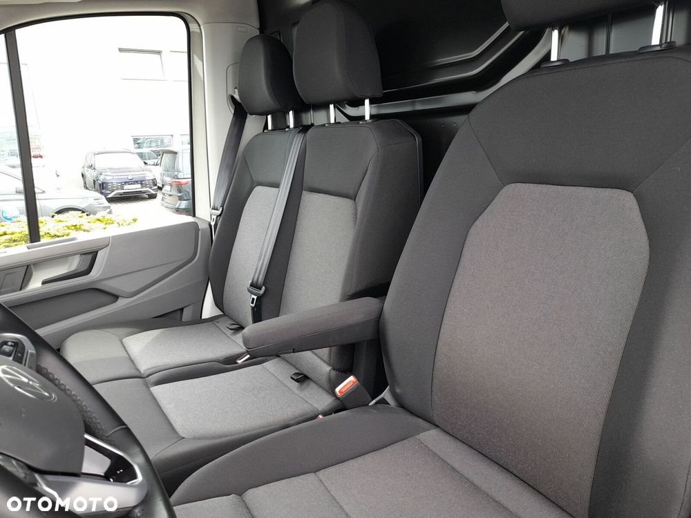 Volkswagen Crafter 35 furgon 177km Automat 3640 - 14