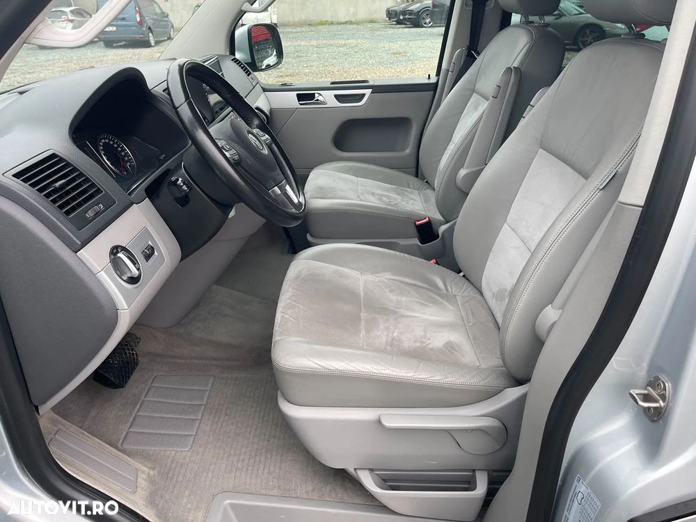Volkswagen Multivan - 5