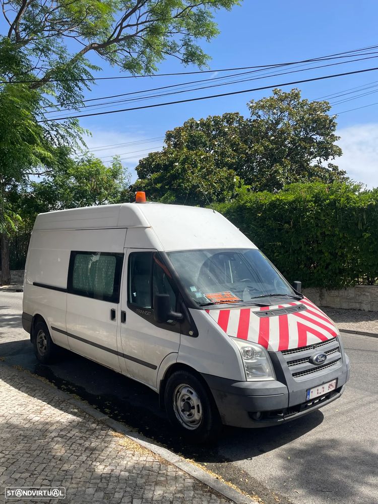 Ford Transit - 1