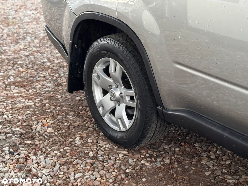 Nissan X-Trail 2.0 4x4 XE - 9