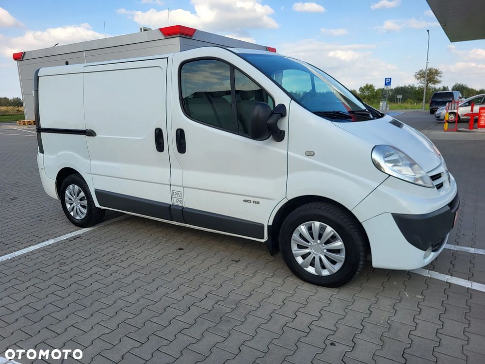 Renault Trafic - 16