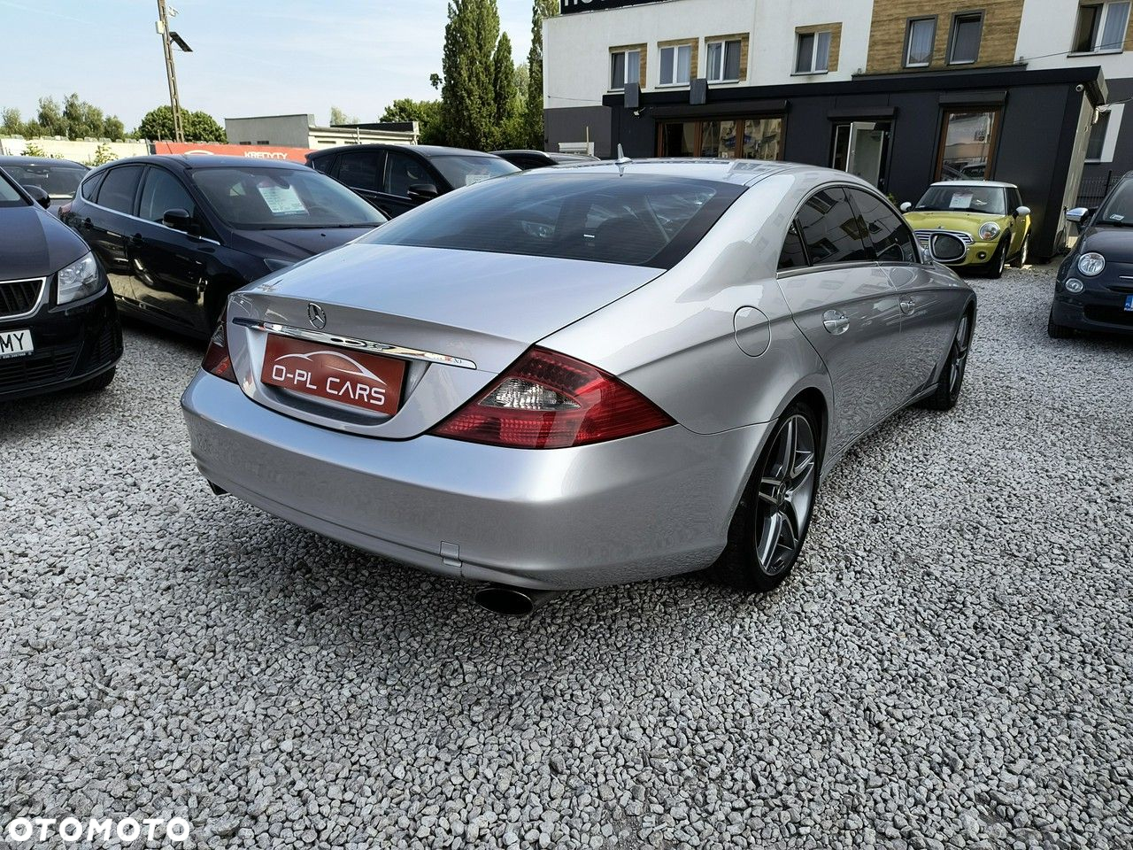 Mercedes-Benz CLS - 6