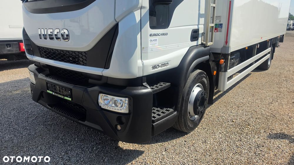 Iveco Eurocargo 160e25  Chłodnia 18epal  Winda  carrier1150 supra - 10