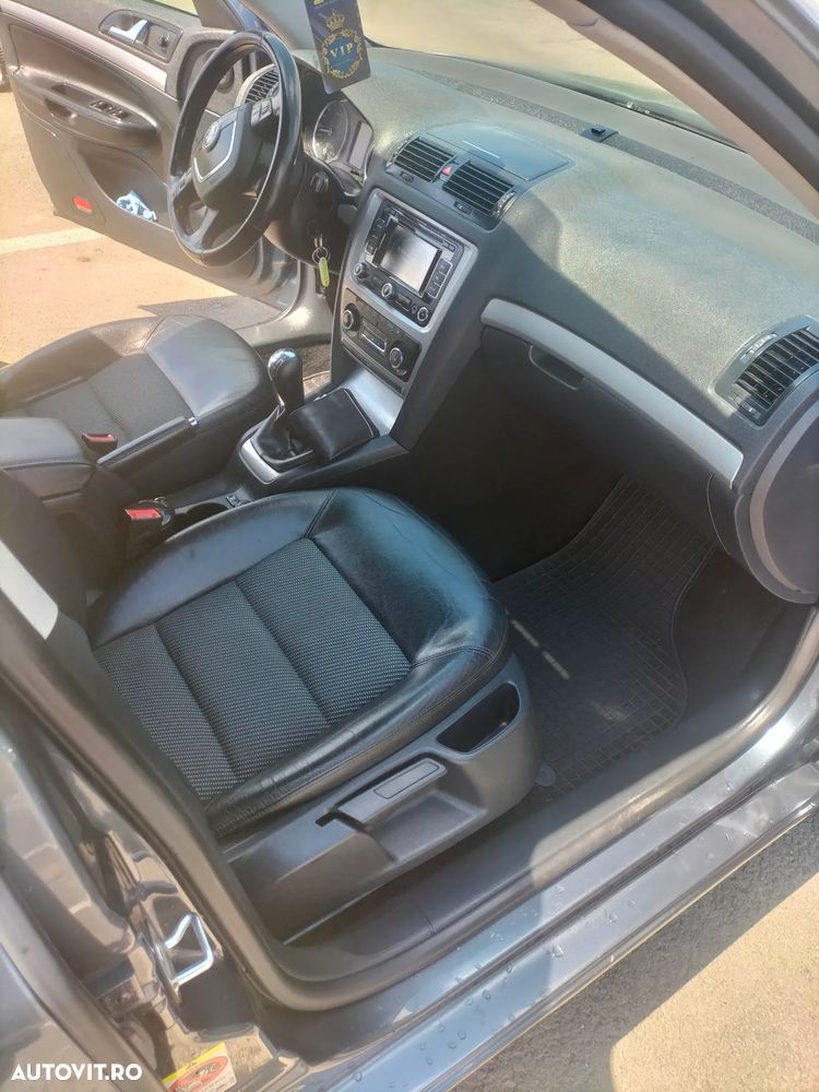 SKODA Octavia 2010 — imagine 8