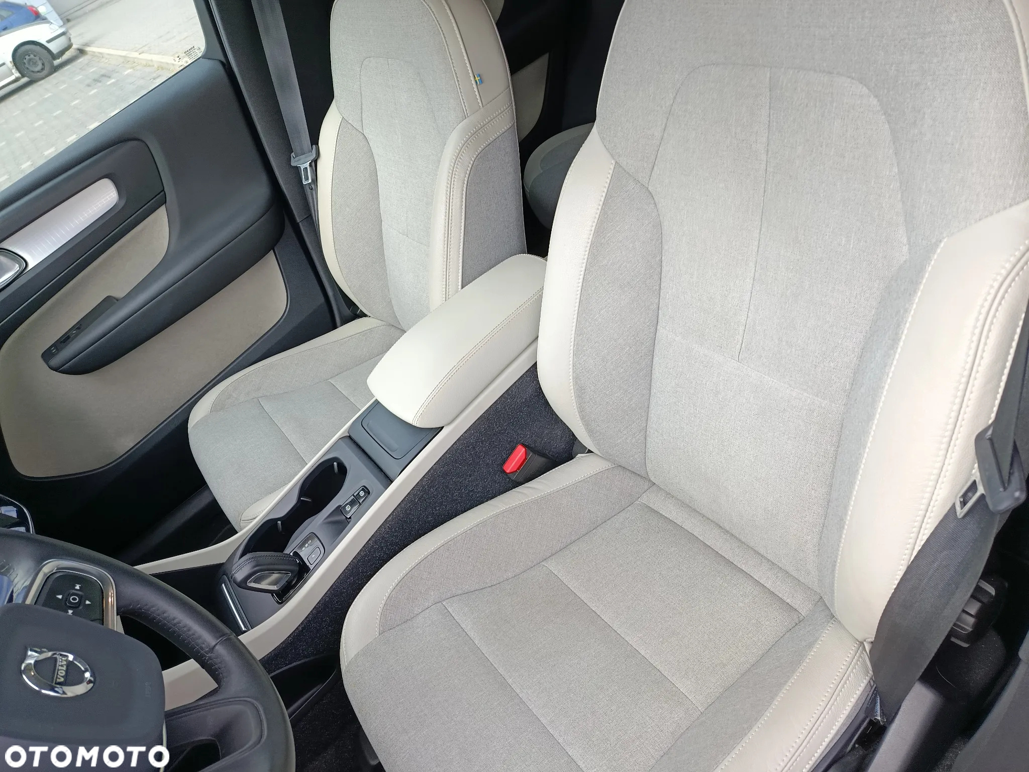Volvo XC 40 D3 Momentum Pro - 9