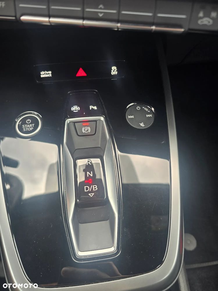 Audi Q4 e-tron 35 52kWh Advanced - 17