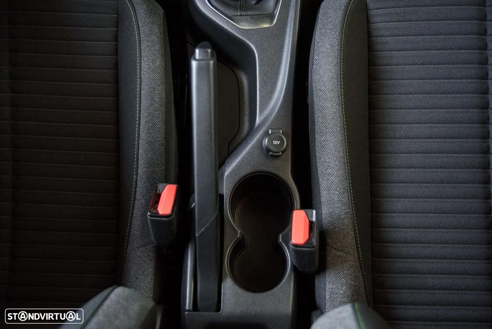 Peugeot 208 1.2 PureTech Active - 41