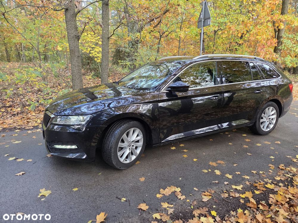 Skoda Superb 2021 photo 2